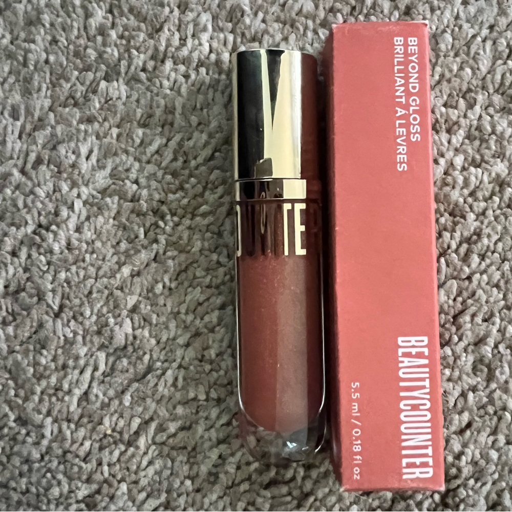 BEAUTYCOUNTER BEYOND GLOSS SPICE NIB